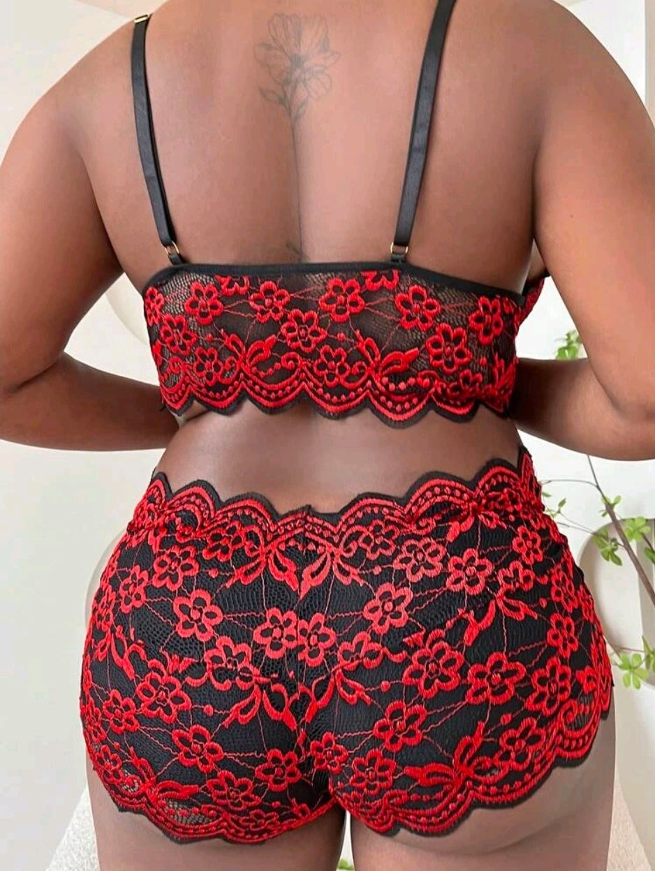 Red Lace Bralet & Knickers Set - Plus