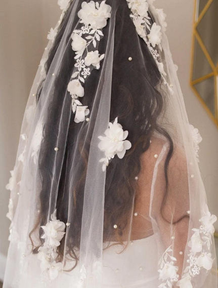 White 3D Floral Wedding Veil In Tulle with Pearls & Comb Attached Chapel Length