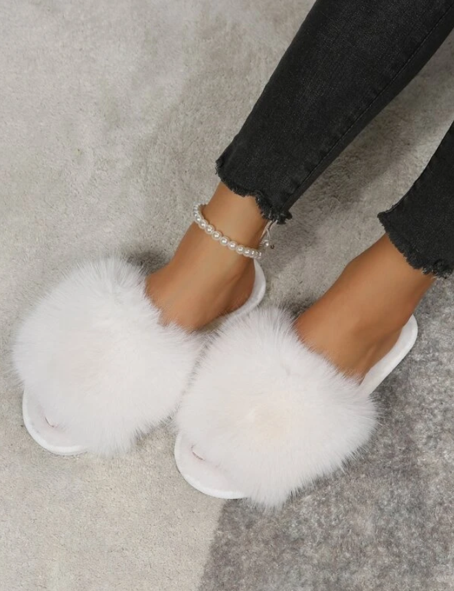 White Extra Fluffy Slippers