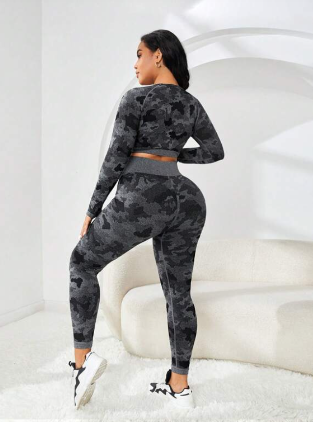 Gym Bunny Black & Grey Camo Long Sleeve Gym Set - Plus