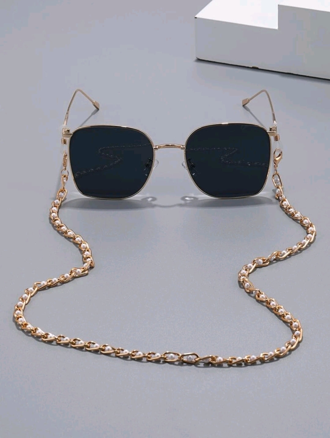 White & Gold Chain Sunglasses